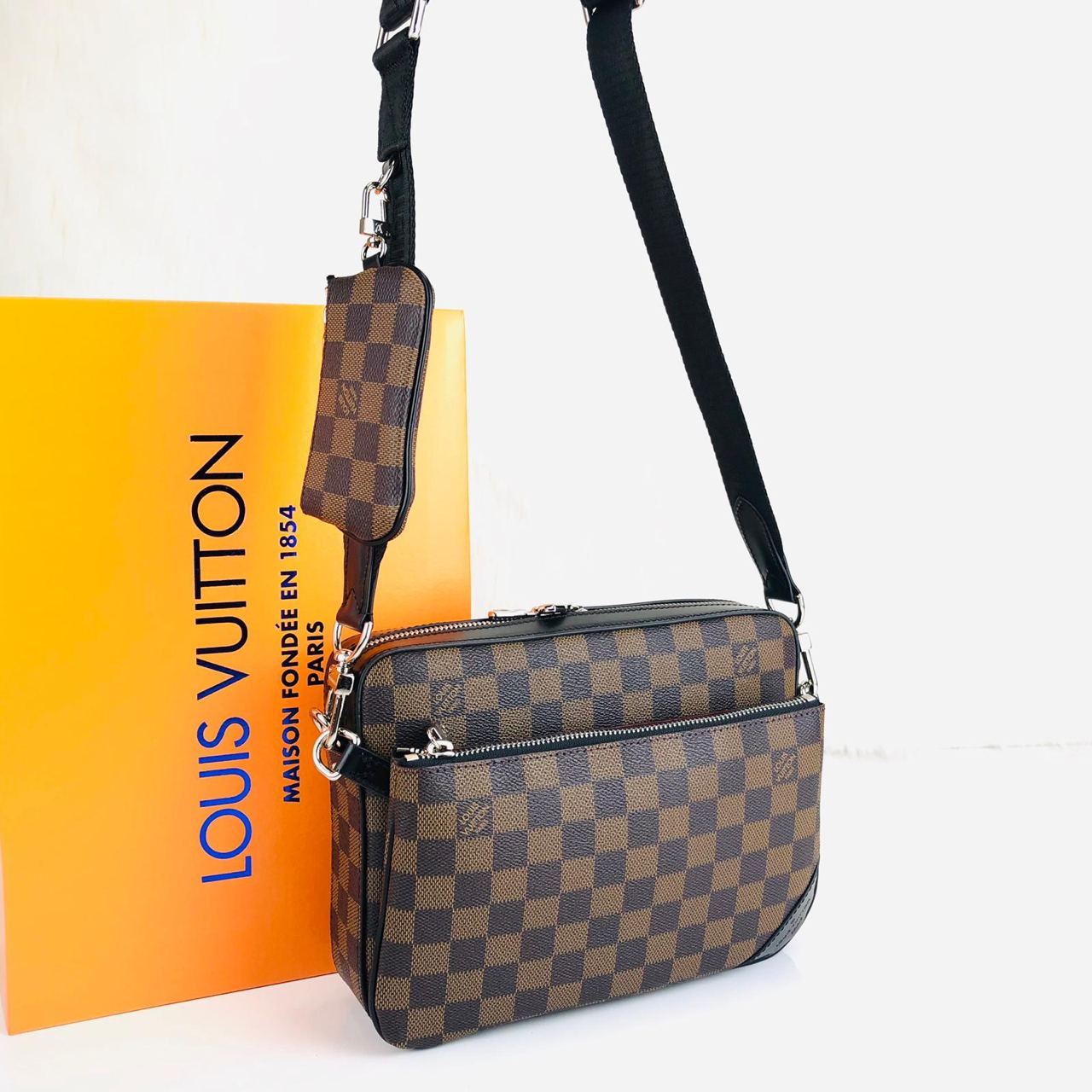 Louis Vuitton Trio Messenger Bag - Dark Brown