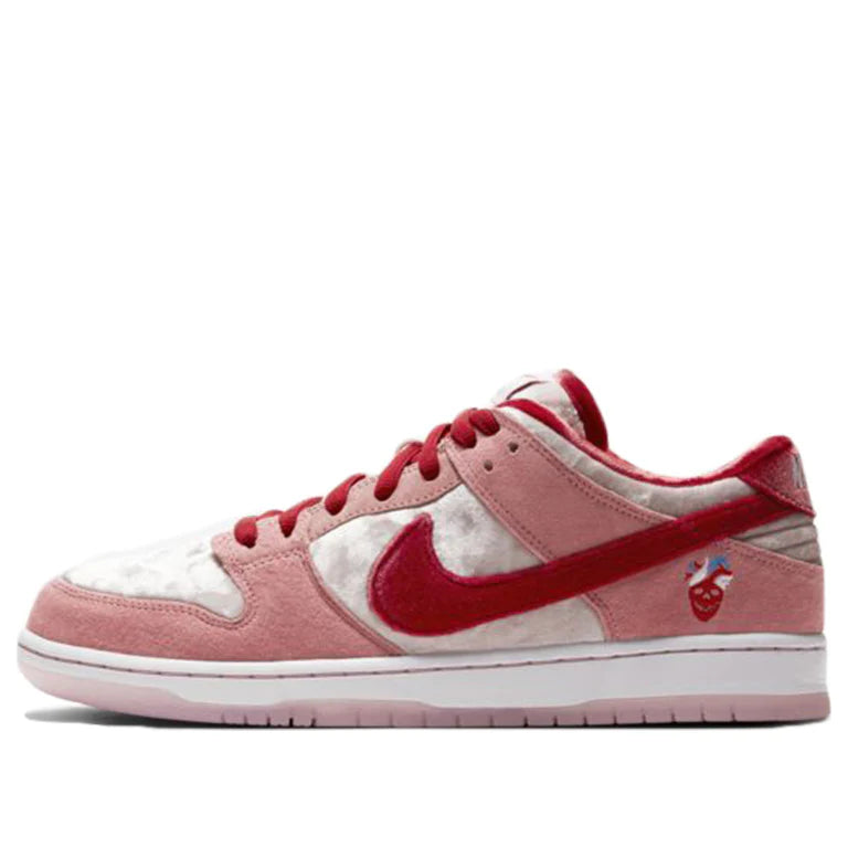 Nike SB Dunk Low Pro "StrangeLove"