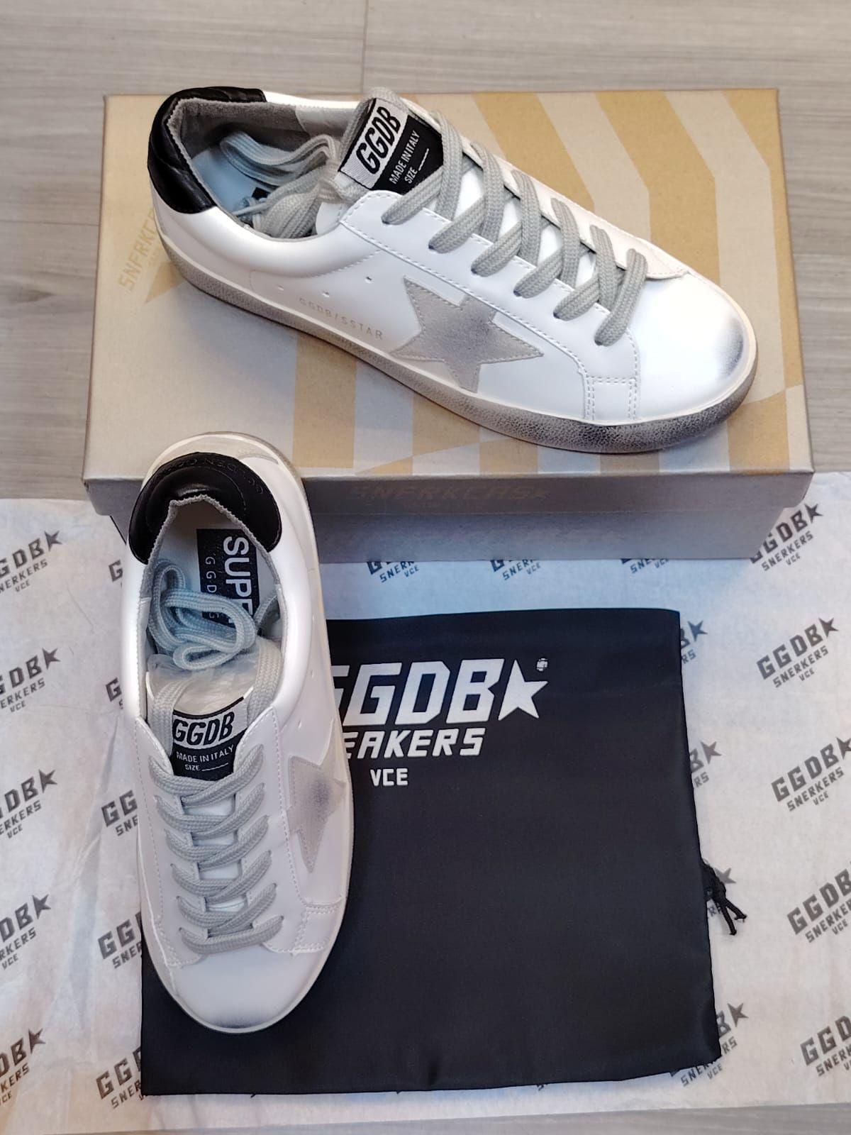 حذاء Golden Goose Superstar الرياضي