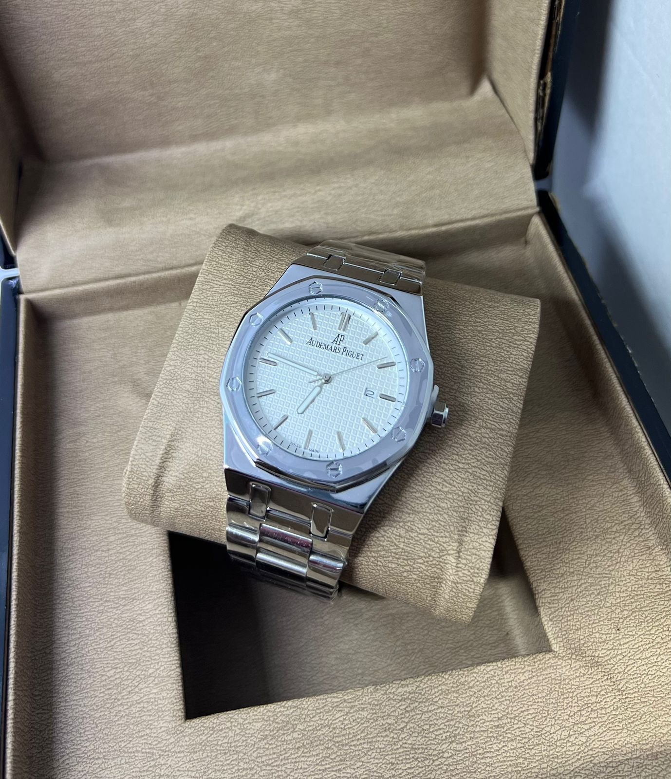 Audemars Piguet Royal Oak 41mm - White Dial