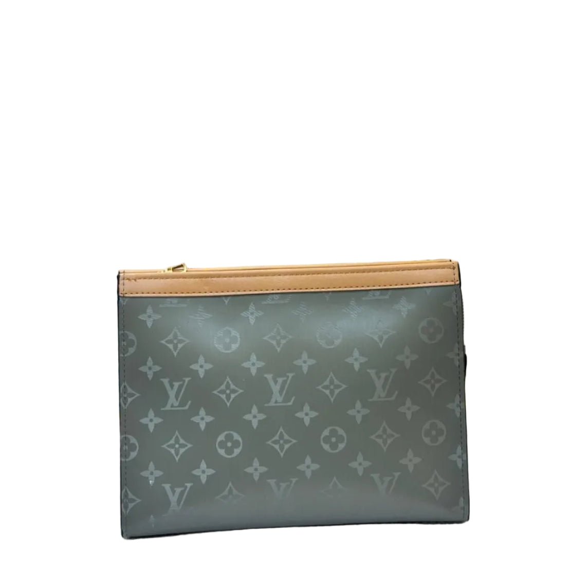 Louis Vuitton Clutch - CHEARTZ